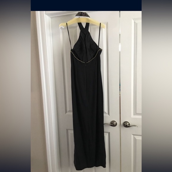 Stunning K Lily Black velvet long formal gown w/beaded halter neck - Picture 5 of 5